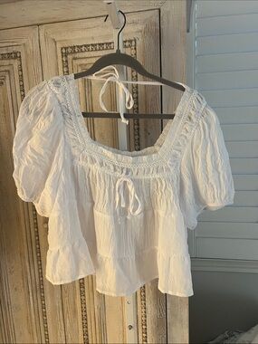 Women’s cottage core White Peasant Blouse with Lace Trim